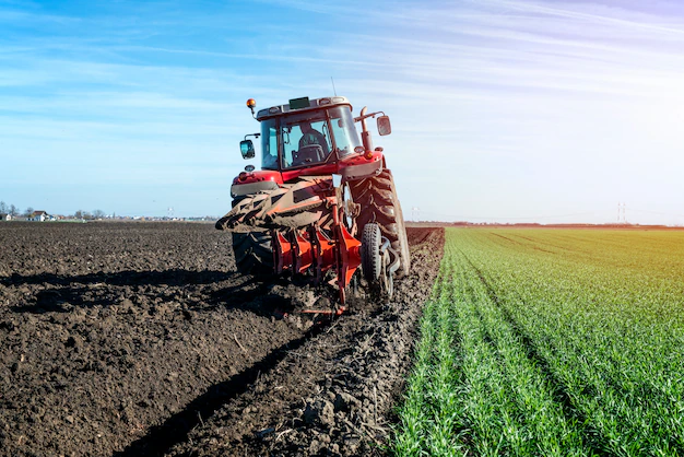 Services champ culture machine agricole tracteur 342744 896